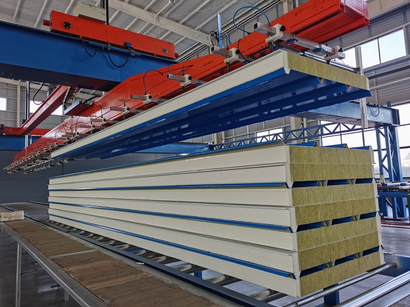 彩钢岩棉夹芯板